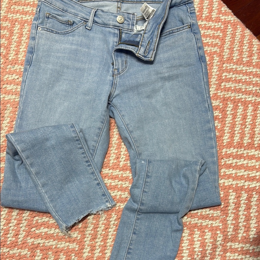 Women's Light Blue Jeans